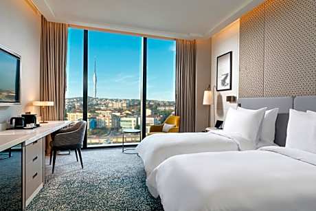 Premier City View Twin
