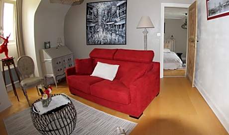 Suite with Garden View