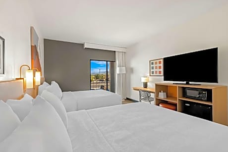 Queen Room with Two Queen Beds and Balcony