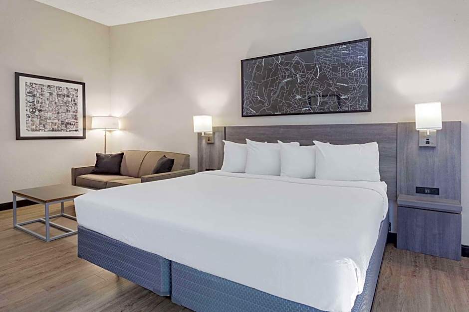 Ramada by Wyndham Windsor Locks