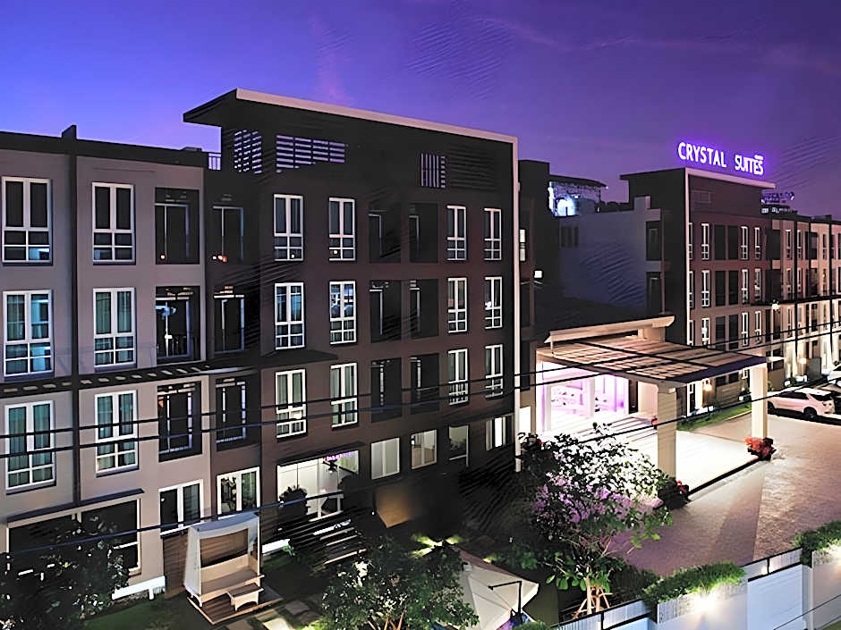 Crystal Suites Suvarnabhumi Airport