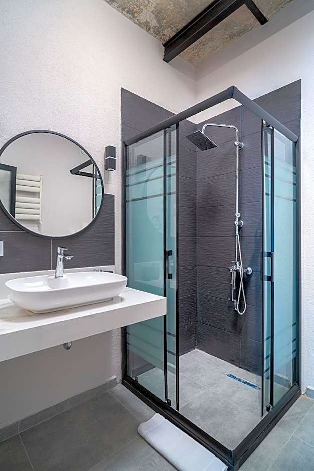 Urban Quarters - Büklü Han