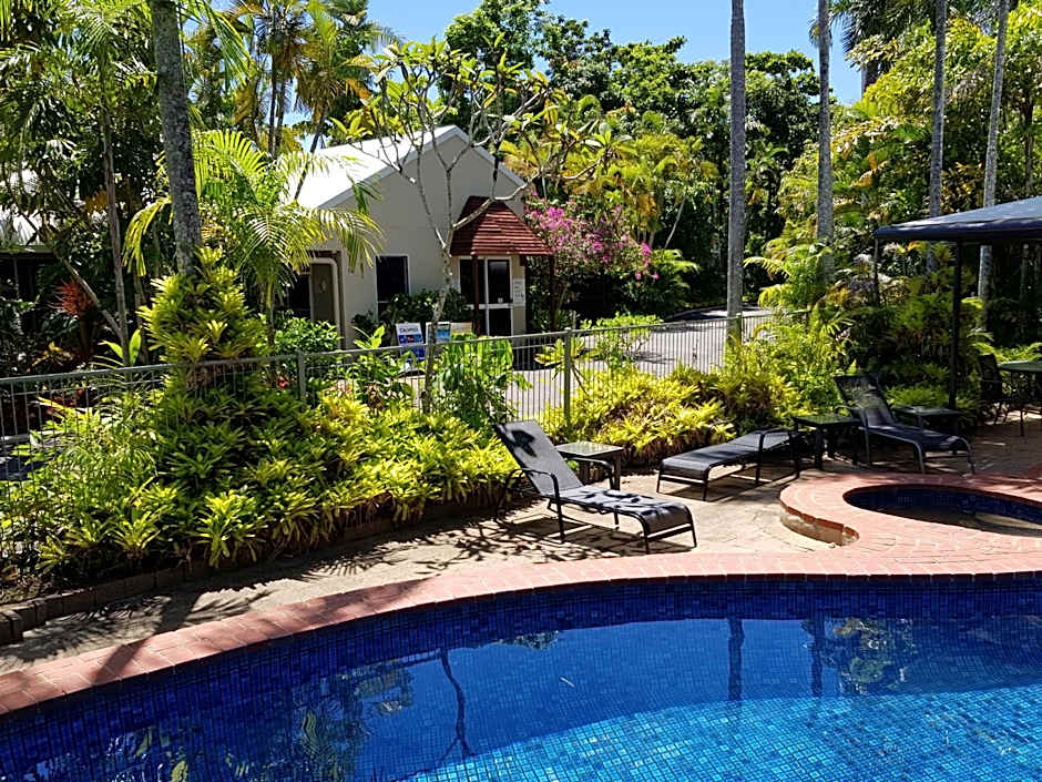 Mango Tree Holiday Apartments