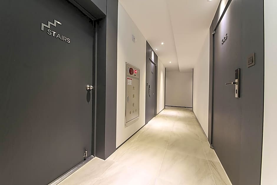 Hotel Zam 101