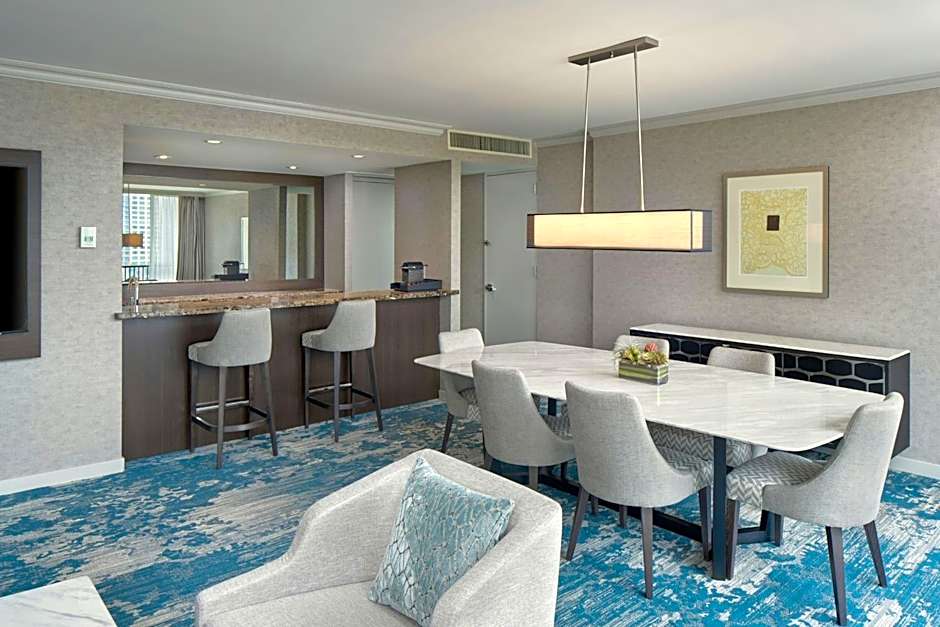 Photo 1 of 6 of Executive 1 Bedroom 1 King Bed with Sofabed Suite, Harbor and Mountain View