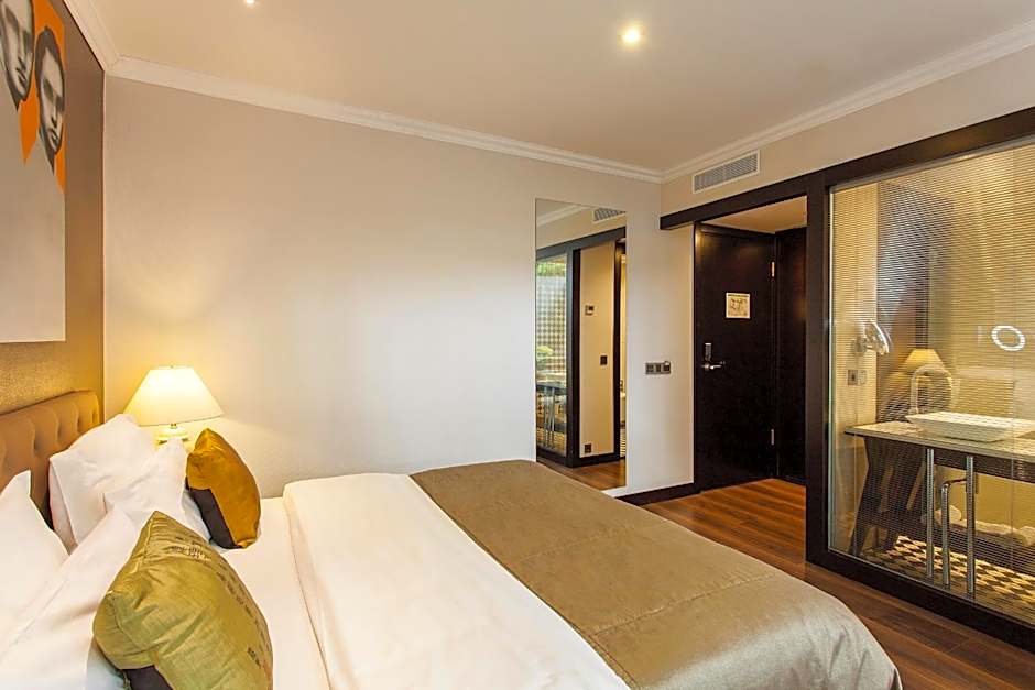 Quentin Boutique Hotel
