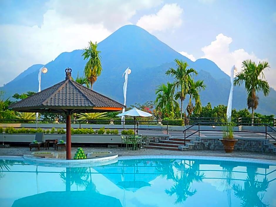 Grand Whiz Hotel Trawas