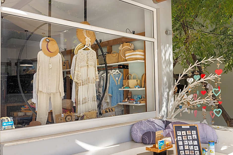 Erato by Samian Mare