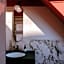 WELTWIEN Luxury Art Apartments & Free Parking