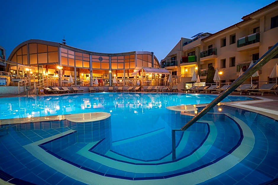 Belcehan Deluxe Hotel