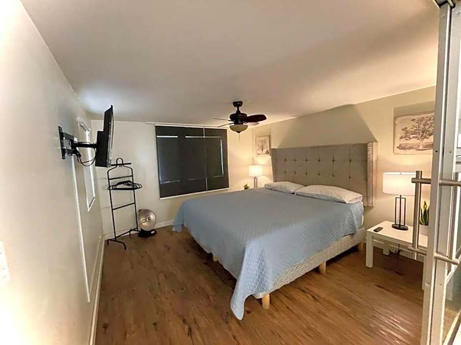 Casa San Miguel with Gated Parking at Casas Sanblu