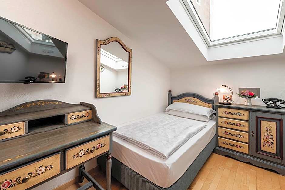 Hotel Cavallino D'Oro Bed&Breakfast