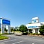 Wyndham Riverfront Hotel