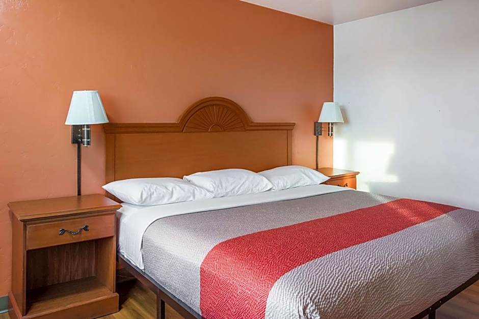 Motel 6-Wilsonville, OR - Portland