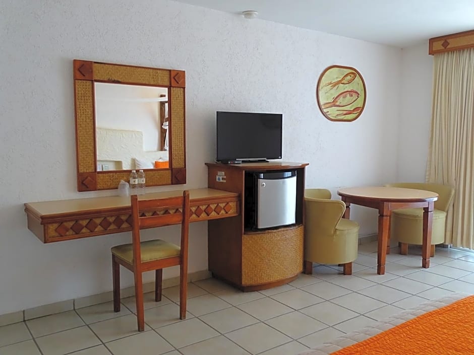 Hotel Palapa Palace Inn