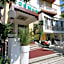 Hotel Cosmos