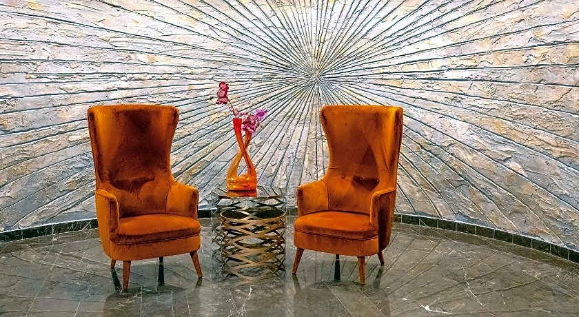 Gold Majesty Hotel