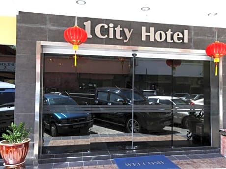 1 City Hotel