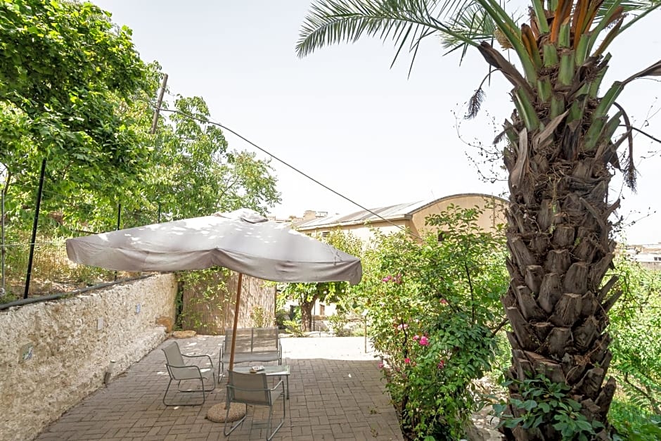 Al Qatta Bed & Breakfast
