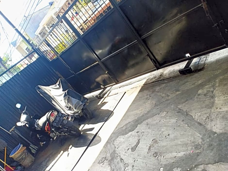 Homestay Mentari Women Only by ZUZU