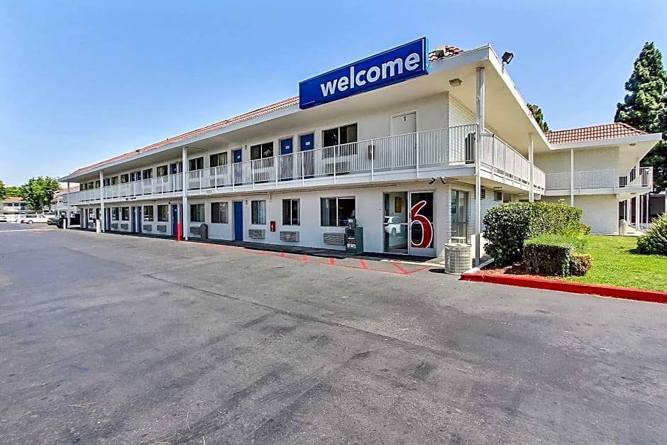 Motel 6-San Jose, CA - South