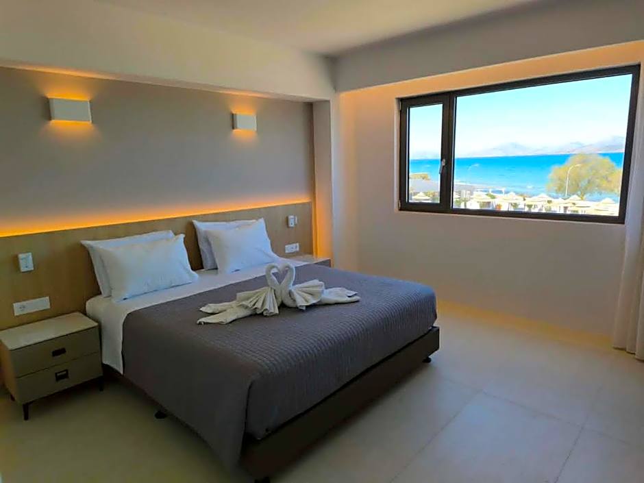 Photo 1 of 10 of 1 King Bed Suite, Ocean View