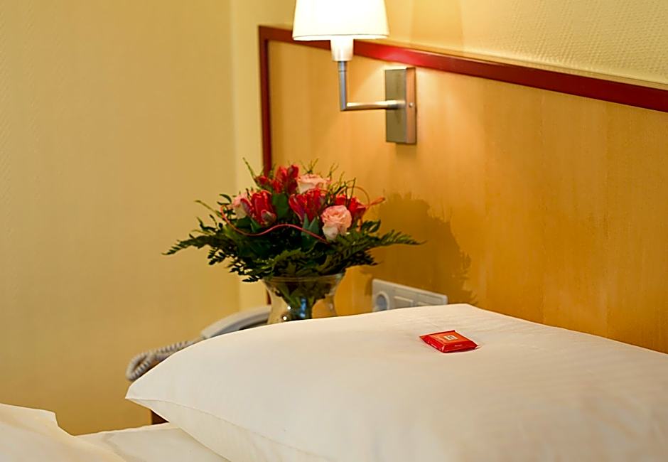 Montana Hotel