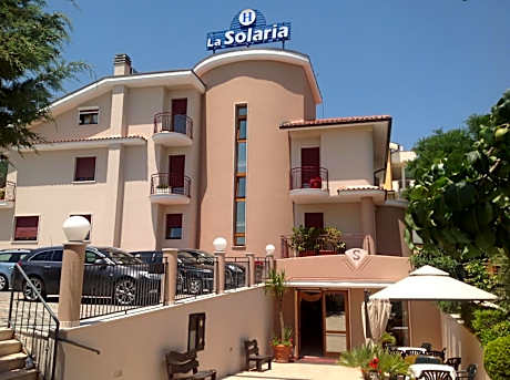 La Solaria Hotel