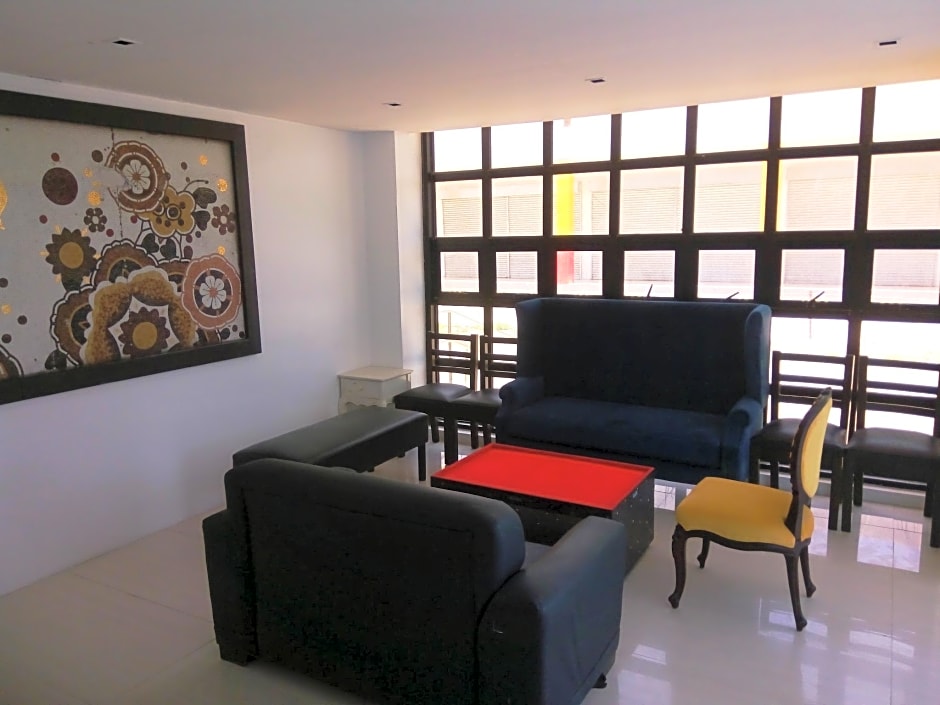 Hotel Rupert A Baler