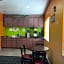 Super 8 by Wyndham Houston/Brookhollow NW