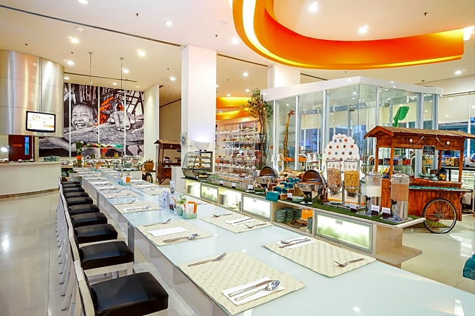 Harris Hotel Batam Center