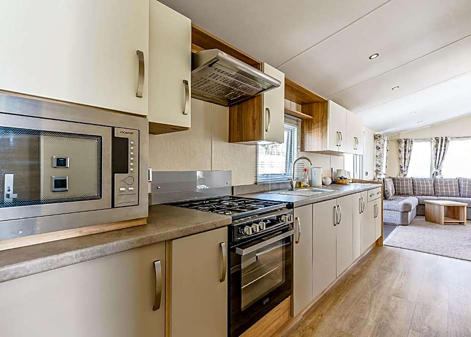 Riverside Holiday Village