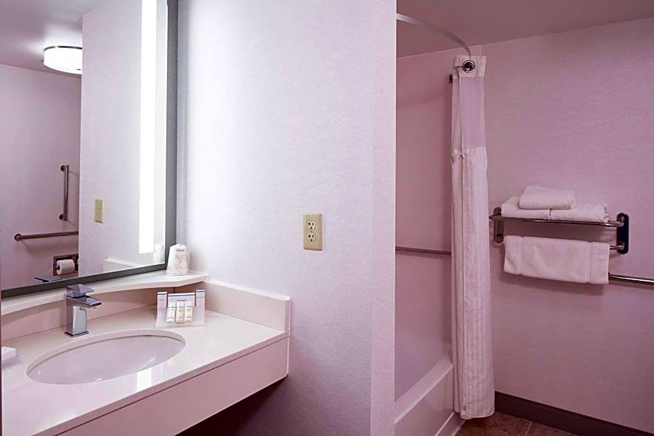 Hilton Garden Inn Evansville