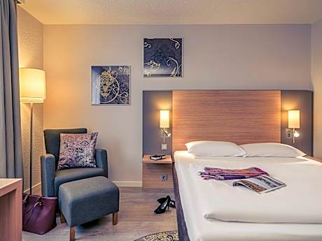 Double Standard Non-Smoking