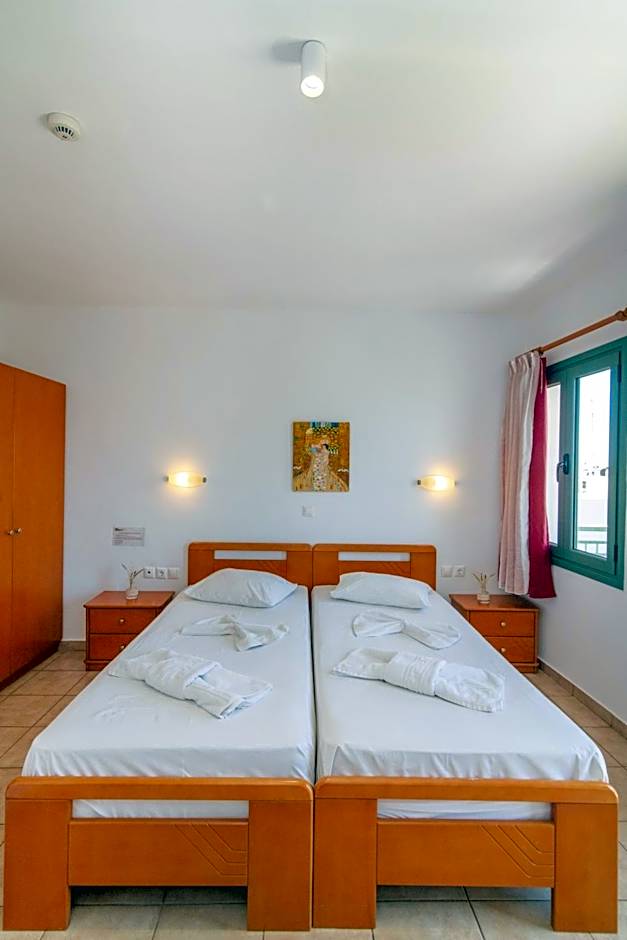 Ageri Hotel