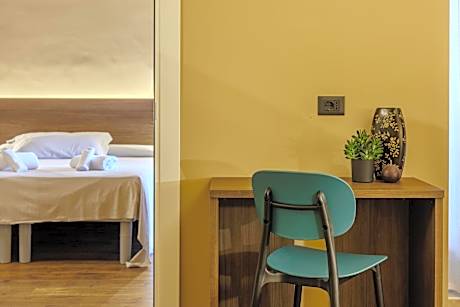 Deluxe Room (1 adult + 1 child)