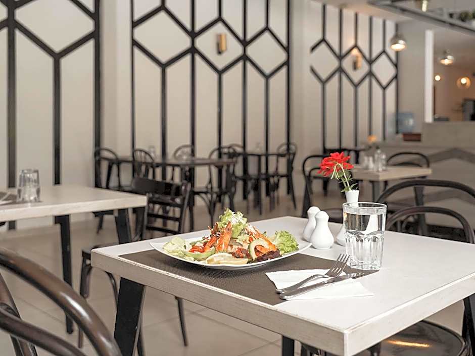 Ibis Meknes Hotel
