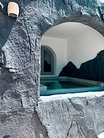 Junior Suite with Private Pool