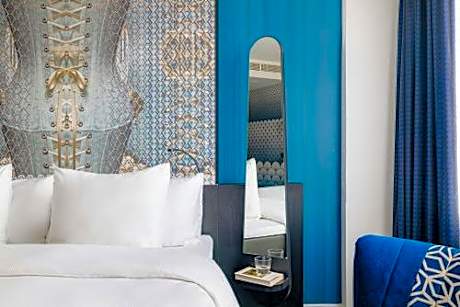 Superior Room 1 Twin Bed