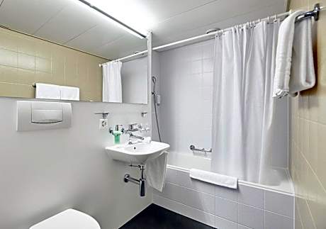 Large Single Room