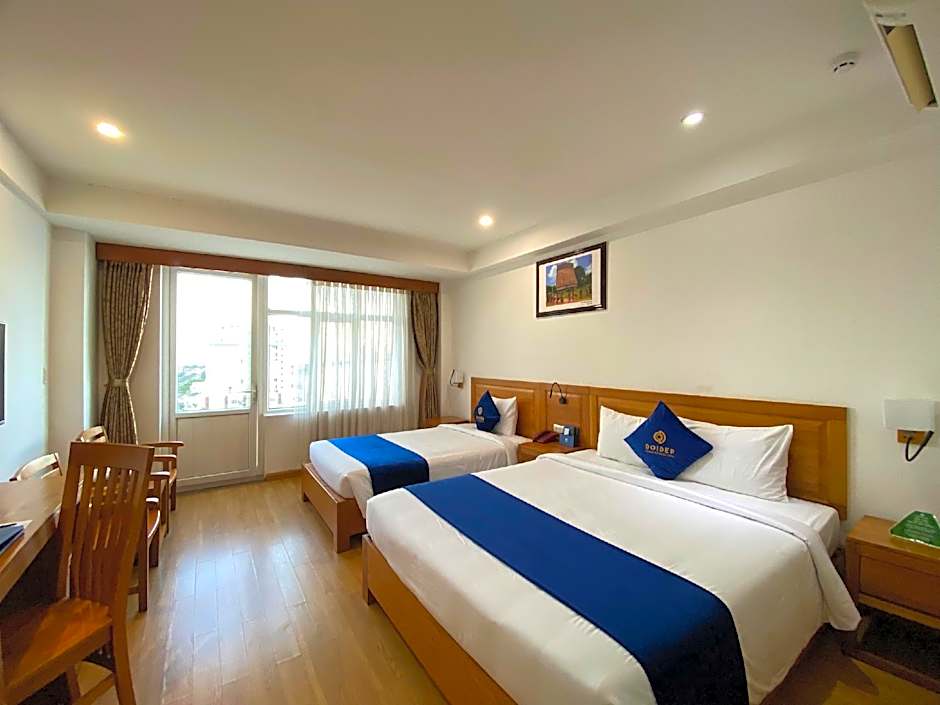 Sandals Hoang Yen Hotel