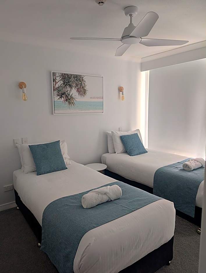 Pacific Surf Absolute Beachfront Apartments
