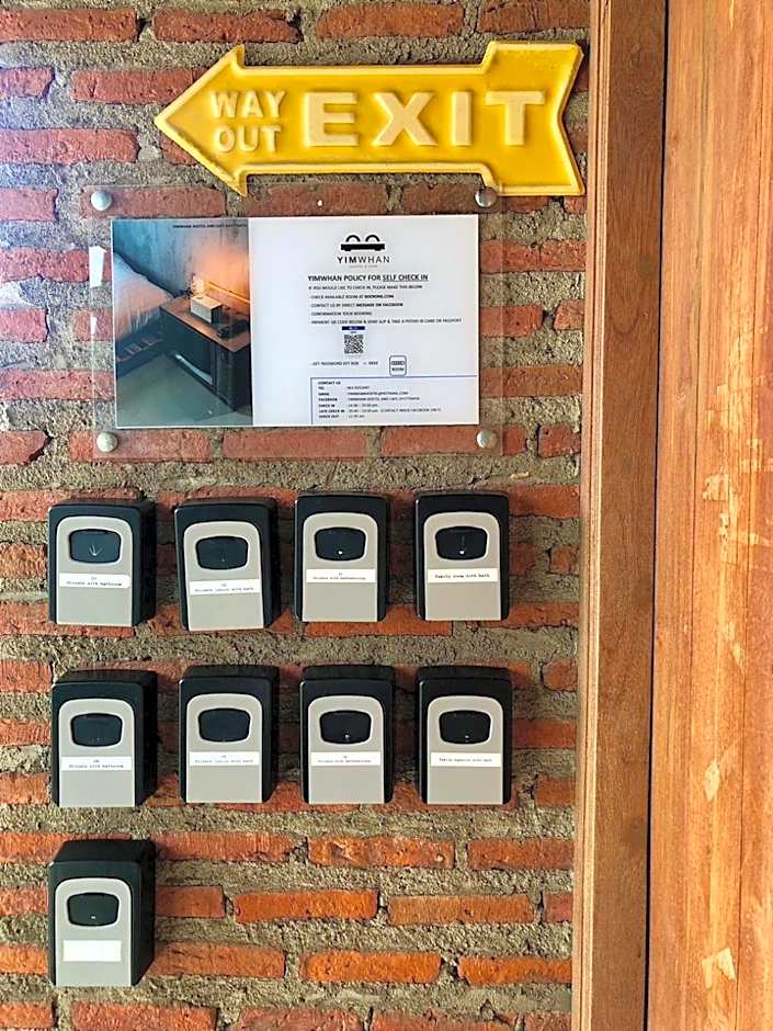 Yimwhan Hostel & Cafe Ayutthaya