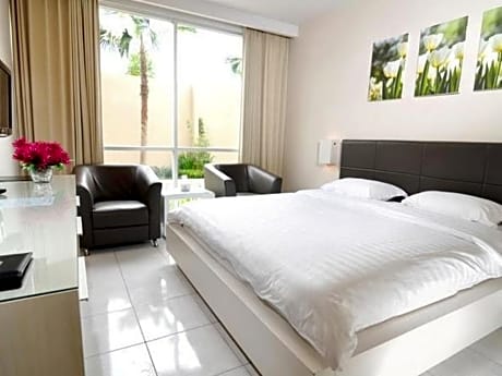 Gold Standard Double