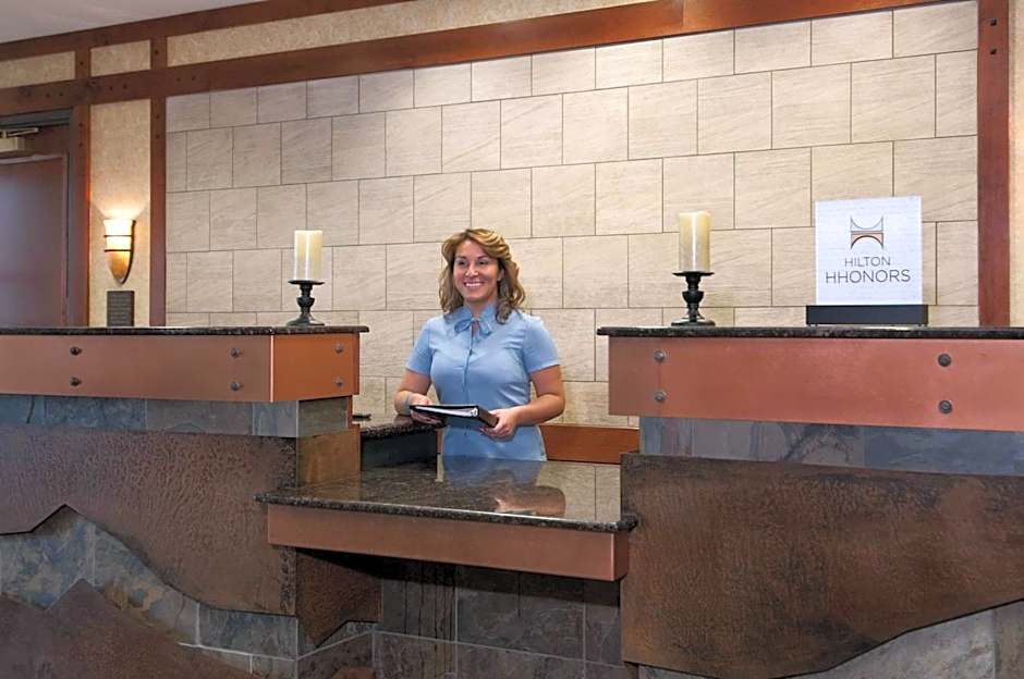 Embassy Suites By Hilton Hotel Denver - International Airport