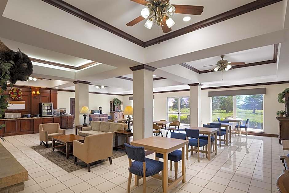 Crown Pointe Lodge; BW Signature Collection