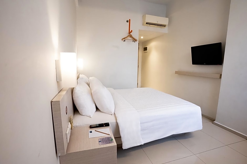 Algoritma Hotel
