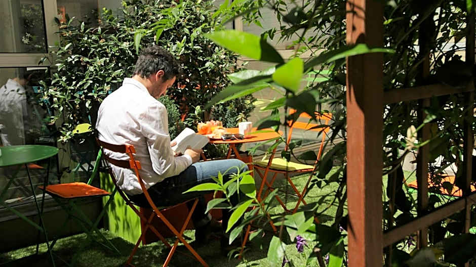 Hotel Alpha Paris Tour Eiffel