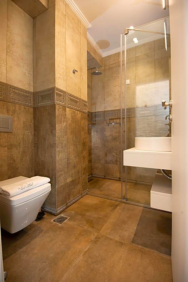 Beach Walk Luxury Suites