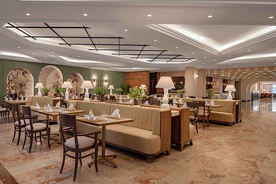 Papillon Belvil Holiday Village